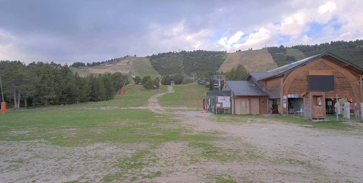 Webcam Font Romeu - Pyrénées 2000: Calme Sud
