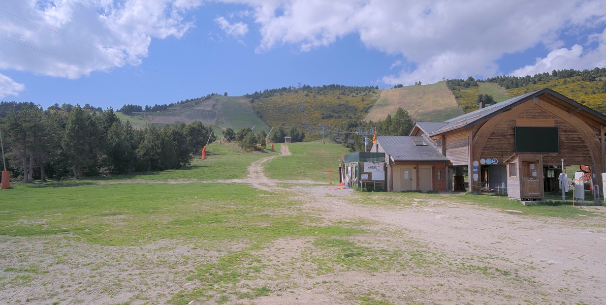 Webcam Font Romeu - Pyrénées 2000: Calme Sud