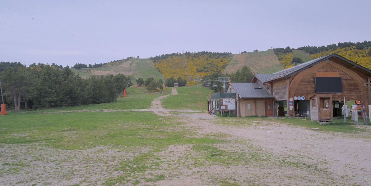Webcam Font Romeu - Pyrénées 2000: Calme Sud