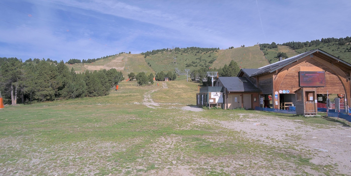 Webcam Font Romeu - Pyrénées 2000: Calme Sud