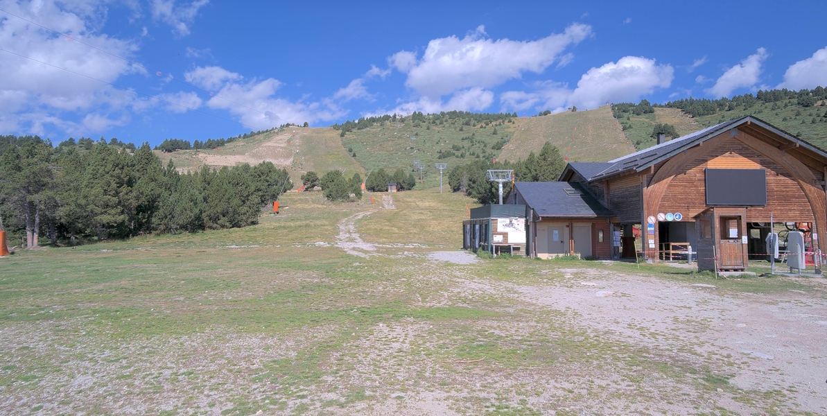 Webcam Font Romeu - Pyrénées 2000: Calme Sud