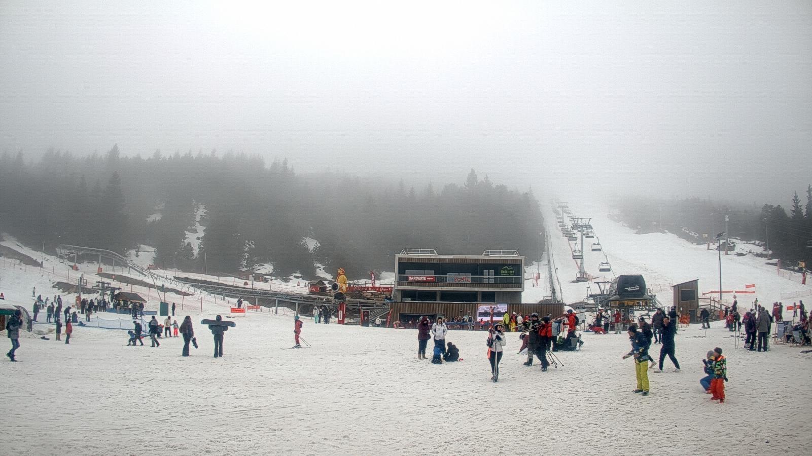 Webcam Font Romeu - Pyrénées 2000: Front de neige