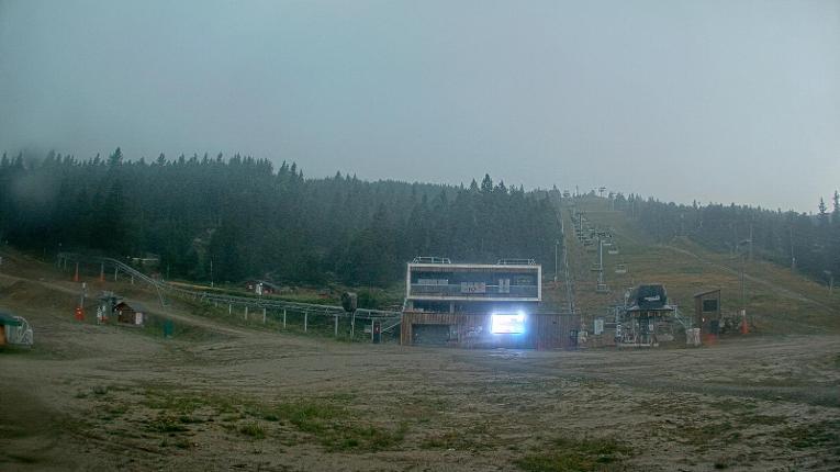Webcam Font Romeu - Pyrénées 2000: Front de neige