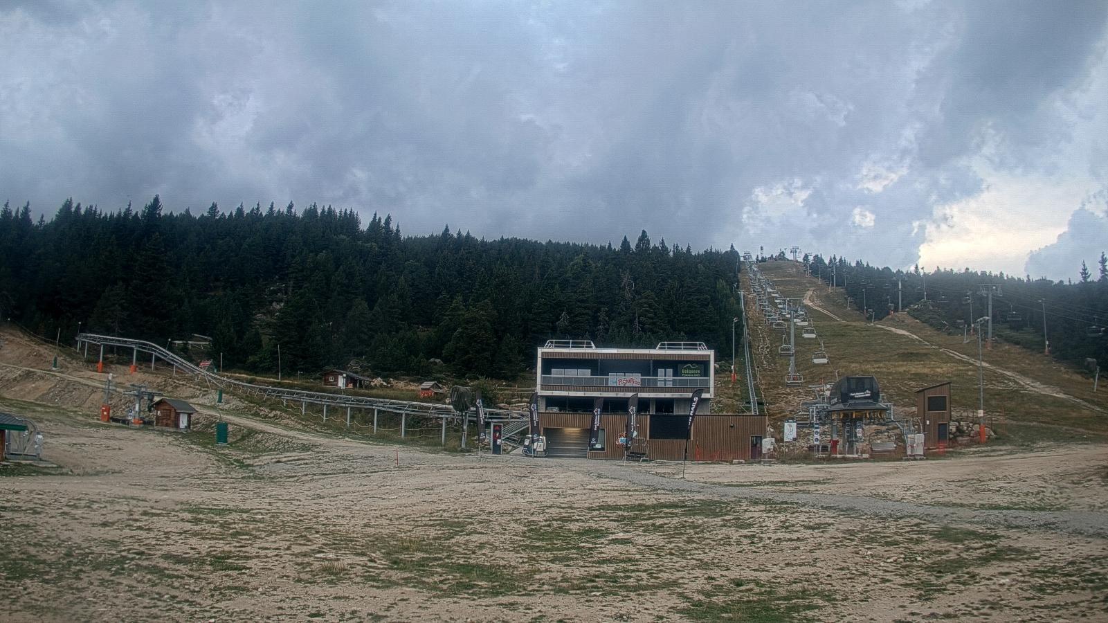 Webcam Font Romeu - Pyrénées 2000: Front de neige