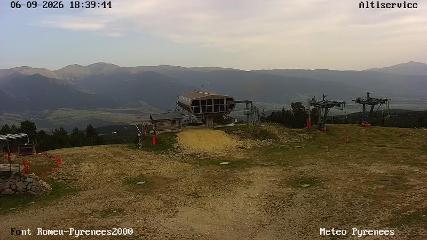 Font Romeu - Pyrénées 2000: Sommet (altiservice.com)