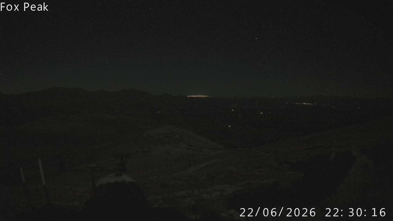 Webcam Fox Peak: Tasman tow shed