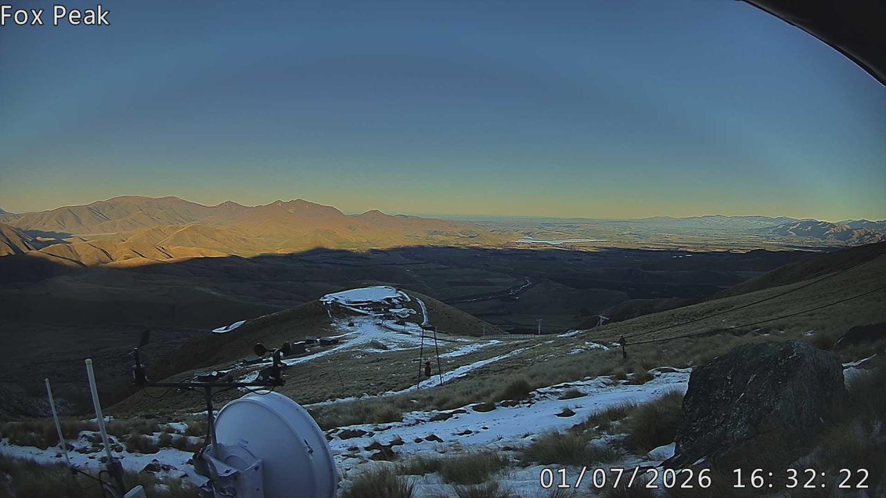Webcam Fox Peak: Tasman tow shed