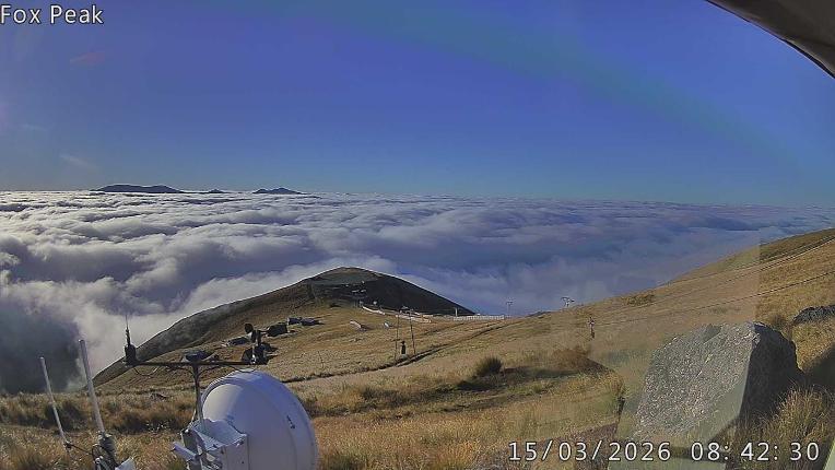 Webcam Fox Peak: Tasman tow shed