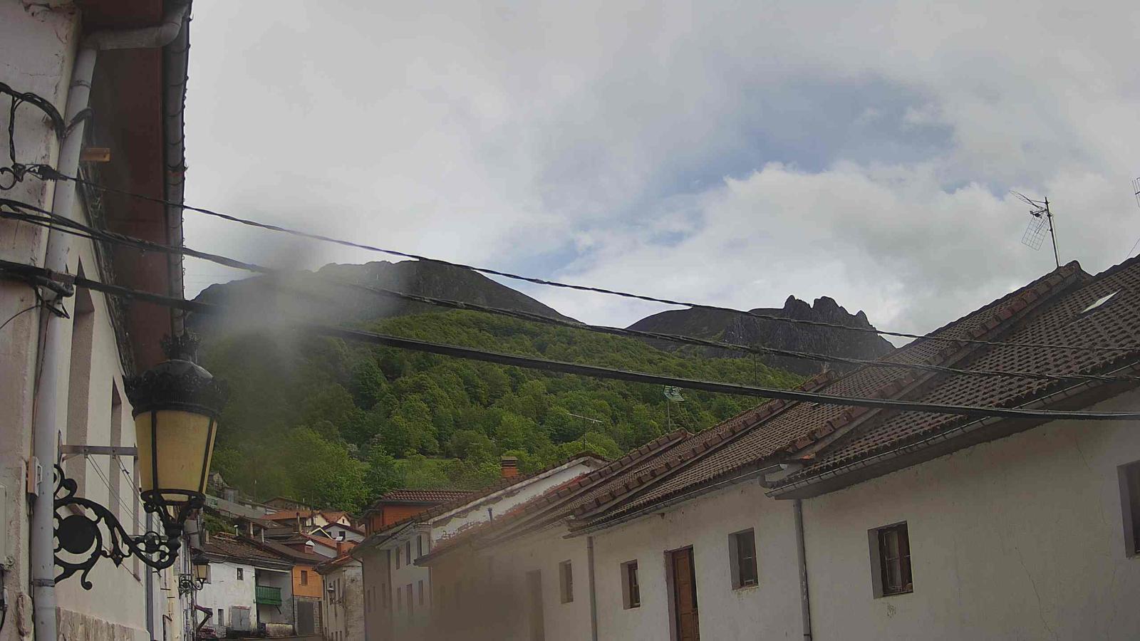 Webcam Fuentes de Invierno: La Raya