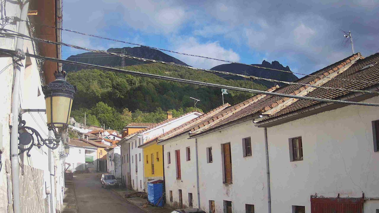 Webcam Fuentes de Invierno: La Raya