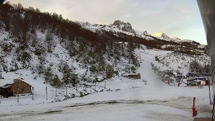 Fuentes de Invierno: Zona Baja( fuentesdeinvierno.com )