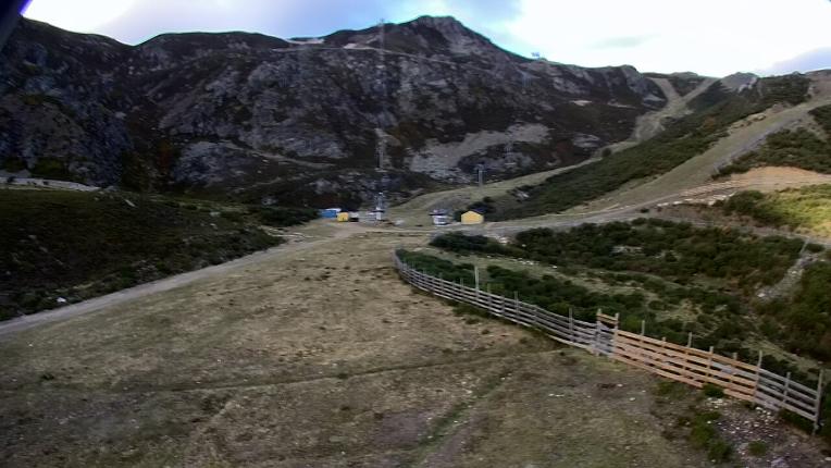 Webcam Fuentes de Invierno: Zona media