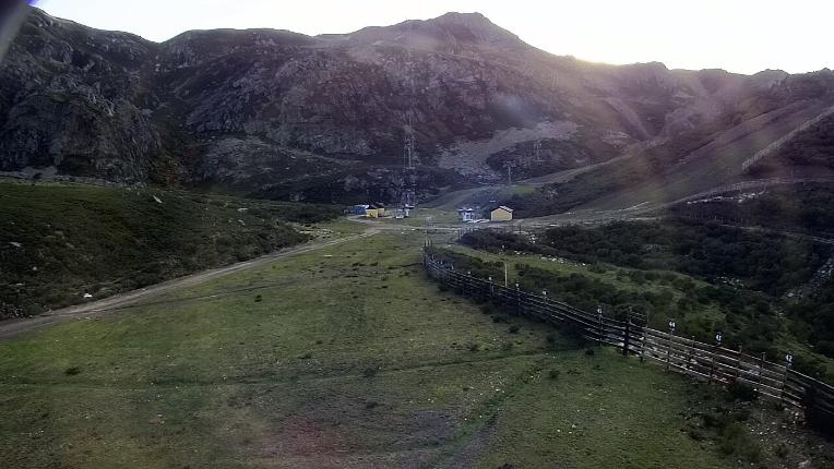 Webcam Fuentes de Invierno: Zona media