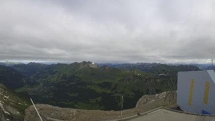 Glacier 3000: Cabane 2525m (glacier3000.ch)