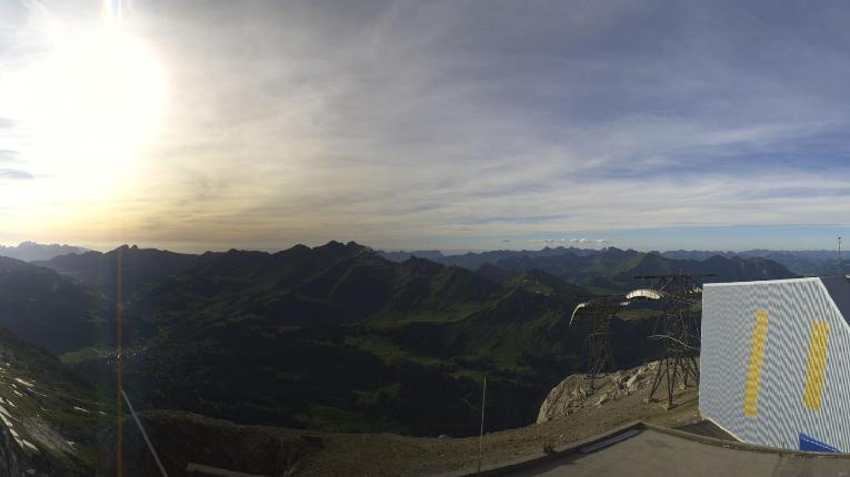 Webcam Glacier 3000: Cabane 2525m