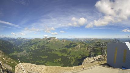 Glacier 3000: Cabane 2525m (glacier3000.ch)