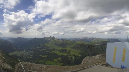 Glacier 3000: Cabane 2525m (glacier3000.ch)