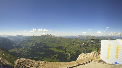 Glacier 3000: Cabane 2525m (glacier3000.ch)