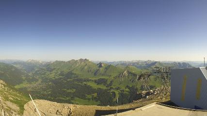 Glacier 3000: Cabane 2525m (glacier3000.ch)