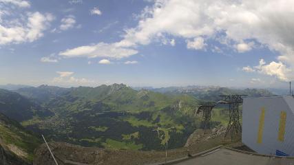 Glacier 3000: Cabane 2525m (glacier3000.ch)