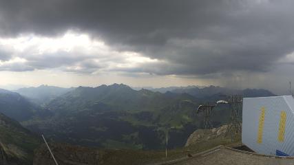 Glacier 3000: Cabane 2525m (glacier3000.ch)