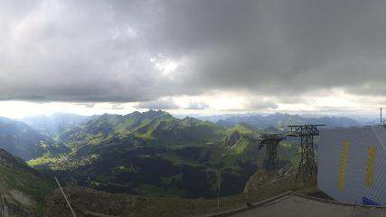 Glacier 3000: Cabane 2525m (glacier3000.ch)