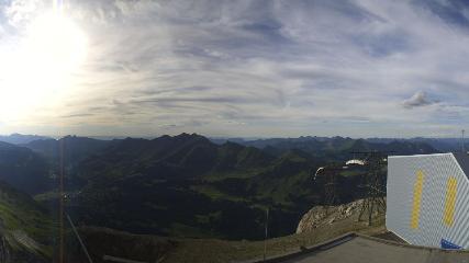 Glacier 3000: Cabane 2525m (glacier3000.ch)