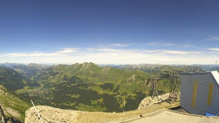 Glacier 3000: Cabane 2525m (glacier3000.ch)
