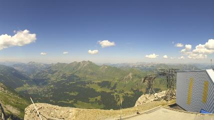 Glacier 3000: Cabane 2525m (glacier3000.ch)