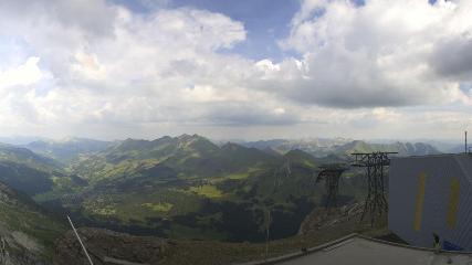 Glacier 3000: Cabane 2525m (glacier3000.ch)