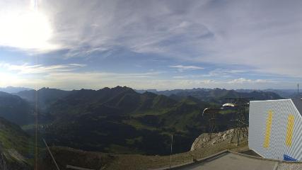Glacier 3000: Cabane 2525m (glacier3000.ch)