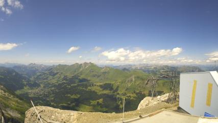 Glacier 3000: Cabane 2525m (glacier3000.ch)