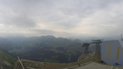Glacier 3000: Cabane 2525m (glacier3000.ch)