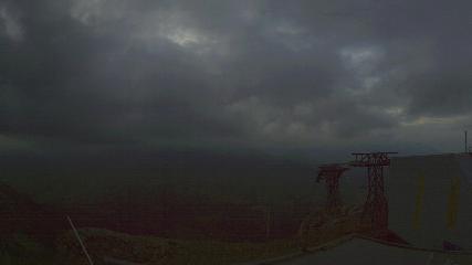 Glacier 3000: Cabane 2525m (glacier3000.ch)