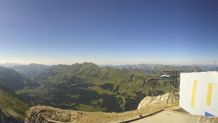 Glacier 3000: Cabane 2525m (glacier3000.ch)