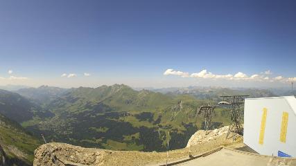 Glacier 3000: Cabane 2525m (glacier3000.ch)