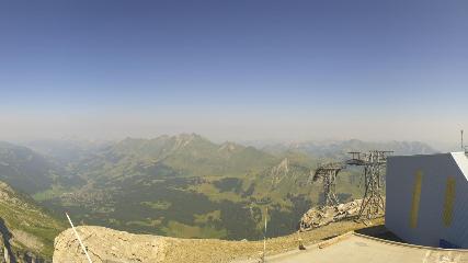 Glacier 3000: Cabane 2525m (glacier3000.ch)