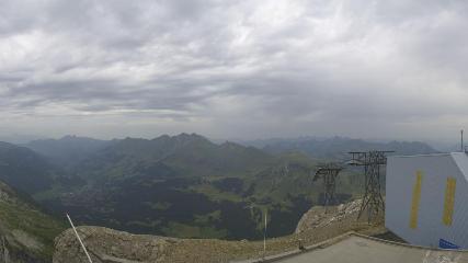 Glacier 3000: Cabane 2525m (glacier3000.ch)