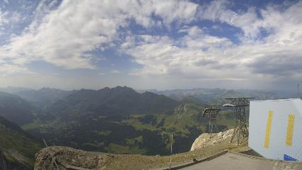 Glacier 3000: Cabane 2525m (glacier3000.ch)