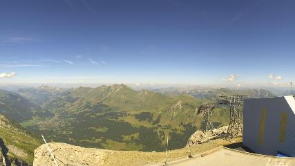 Glacier 3000: Cabane 2525m (glacier3000.ch)