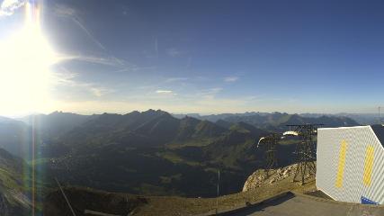 Glacier 3000: Cabane 2525m (glacier3000.ch)