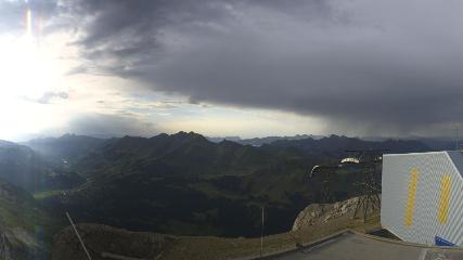 Glacier 3000: Cabane 2525m (glacier3000.ch)
