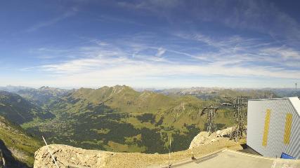 Glacier 3000: Cabane 2525m (glacier3000.ch)