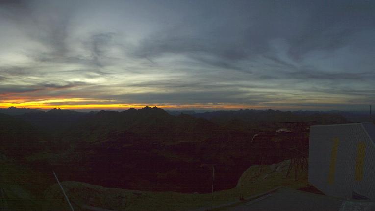 Webcam Glacier 3000: Cabane 2525m