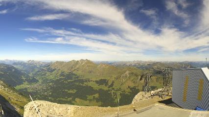 Glacier 3000: Cabane 2525m (glacier3000.ch)