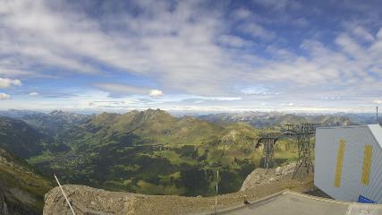 Glacier 3000: Cabane 2525m (glacier3000.ch)
