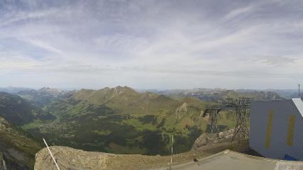 Glacier 3000: Cabane 2525m (glacier3000.ch)