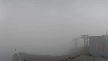 Glacier 3000: Cabane 2525m (glacier3000.ch)