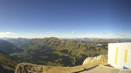 Glacier 3000: Cabane 2525m (glacier3000.ch)