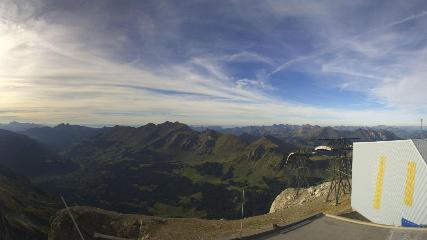Glacier 3000: Cabane 2525m (glacier3000.ch)